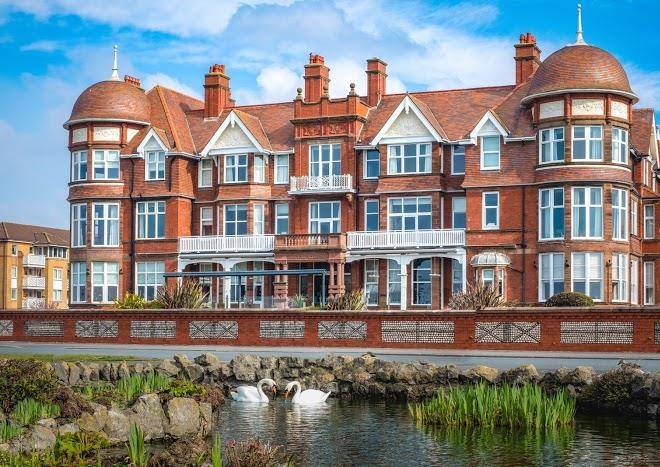 The Grand Hotel Image