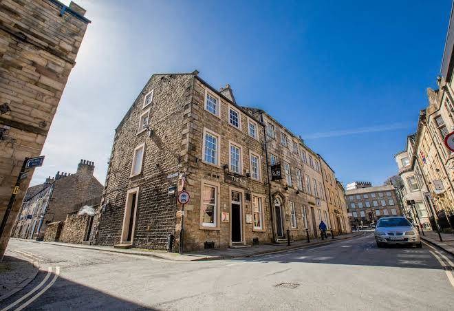 The sun hotel & bar