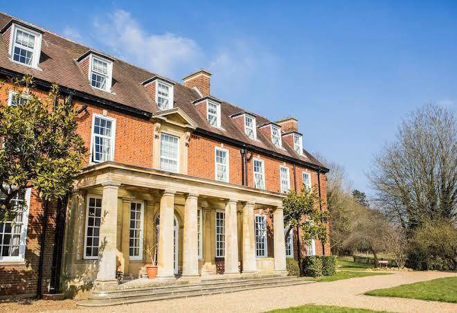 Catthorpe Manor Estate Image