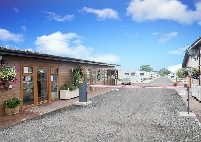 Caistor lakes leisure park and restaurant