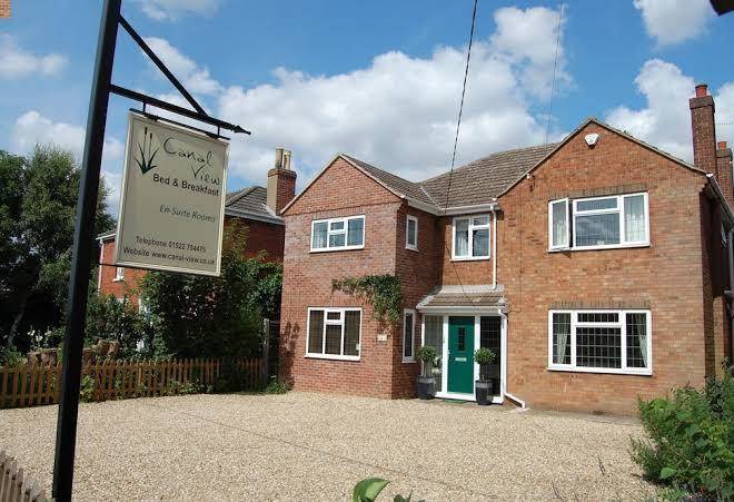 Canal view bed and breakfast