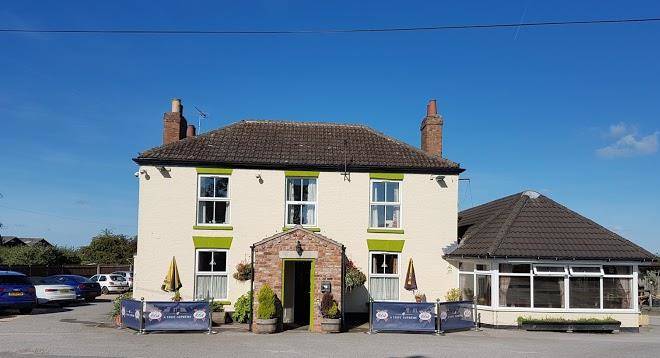Fox & hounds