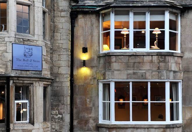The bull and swan