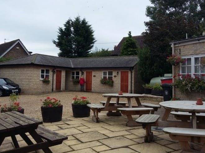 The cross swords inn