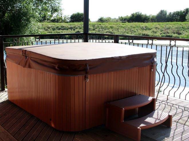 Waterside Escapes Image