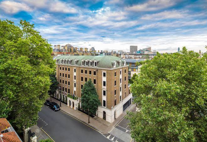 Como the halkin london