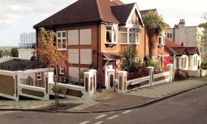 Crystal palace b&b