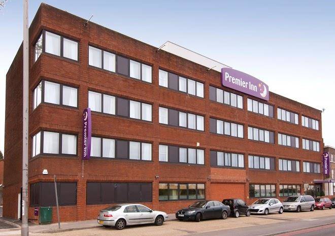 Premier inn london hanger lane hotel