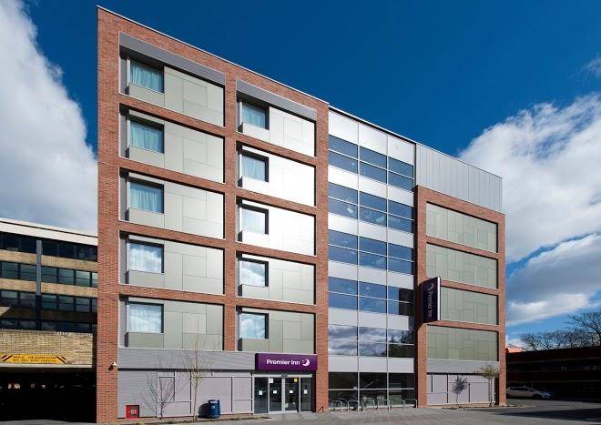 Premier inn london southgate hotel