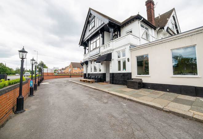 Terminal 6 lounge & bar