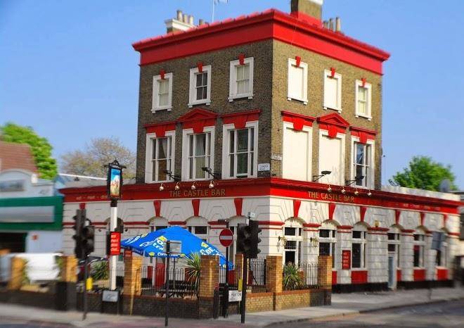 The castle bar bed and breakfast