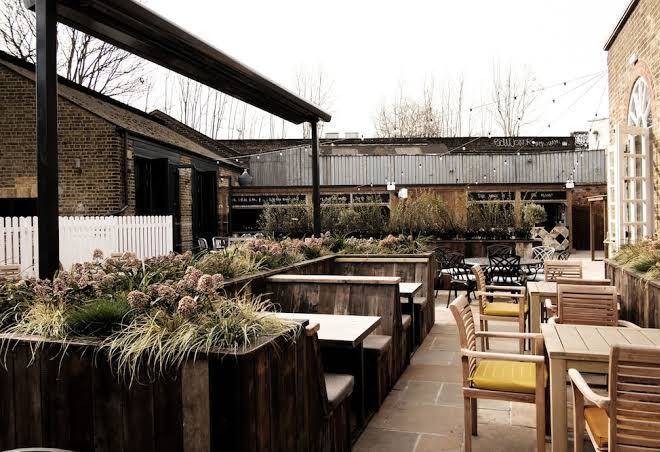 The half moon herne hill