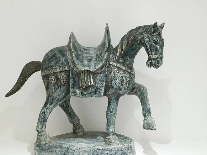 The horse & stables