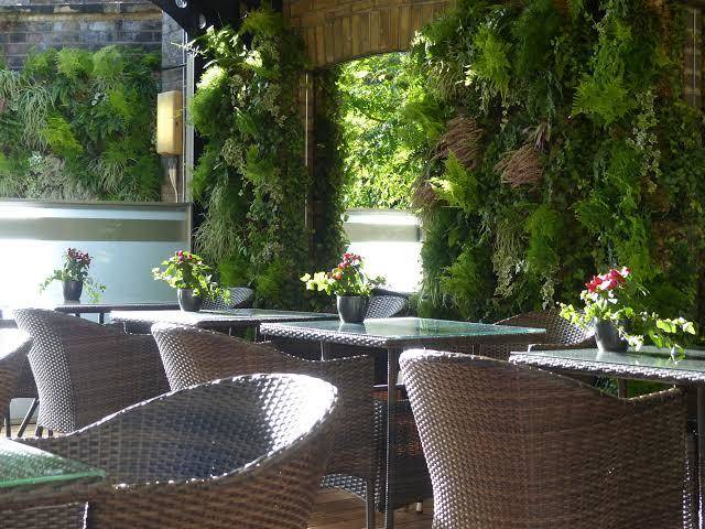 The montague on the gardens