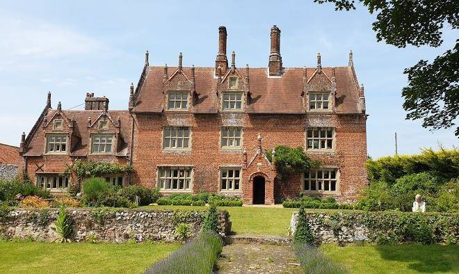 Hautbois Hall Image