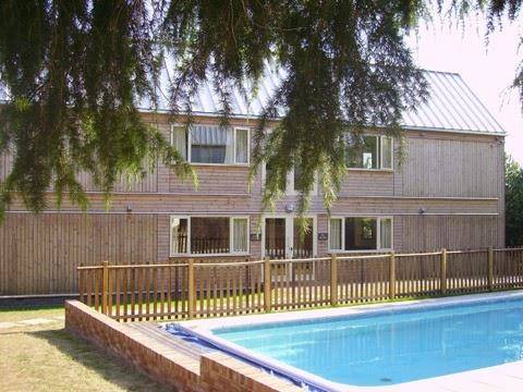 Oaklands hotel