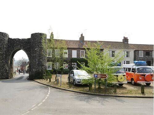 Ostrich inn