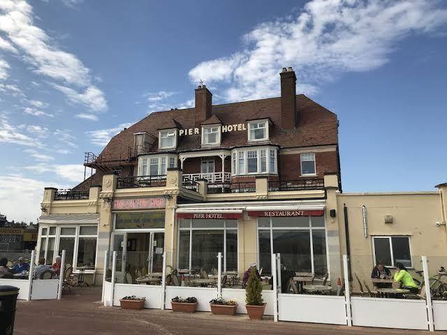 Pier hotel