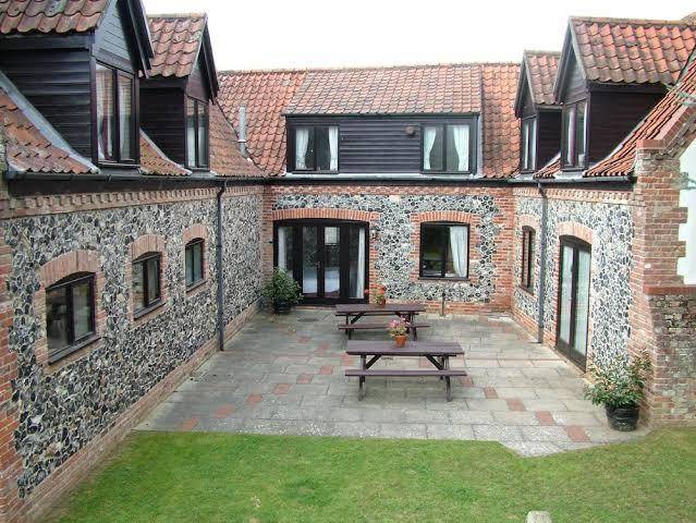 The crown hotel