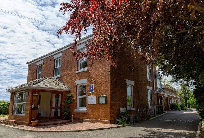 The beeches hotel grimsby