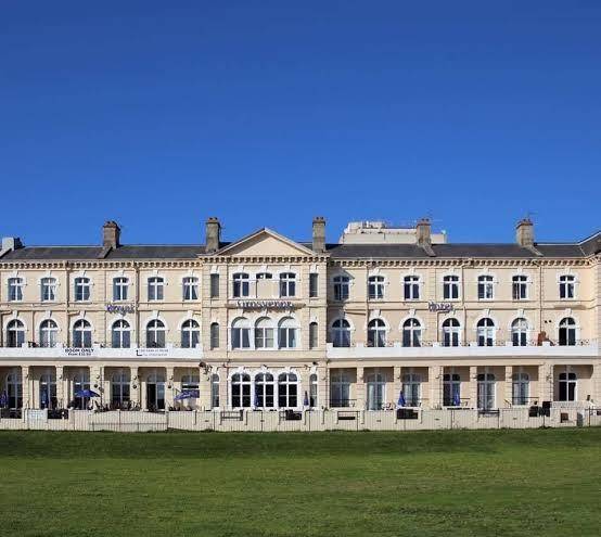 Royal grosvenor hotel