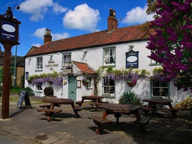 The castle arms inn