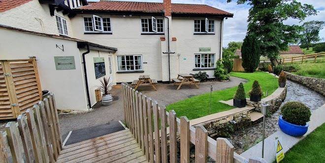 The Cayley Arms Image