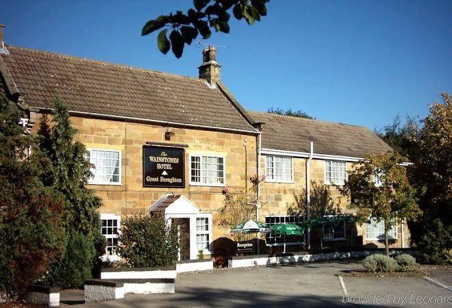 Wainstones hotel