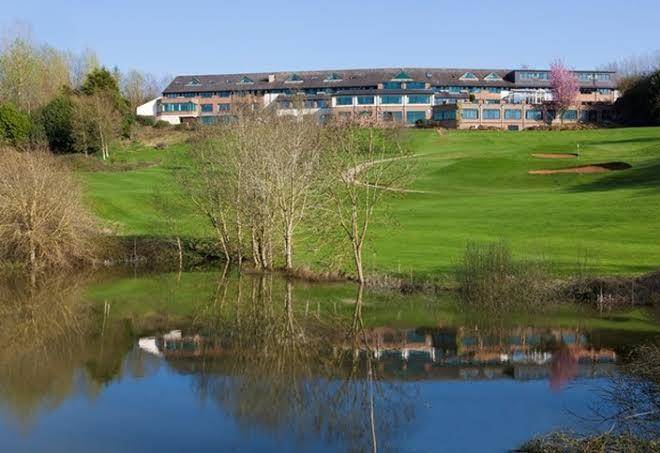 Hellidon lakes hotel spa and golf resort