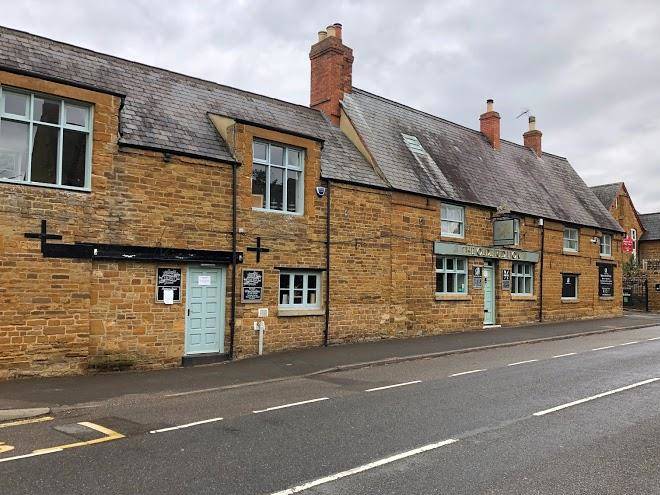 Olde red lion