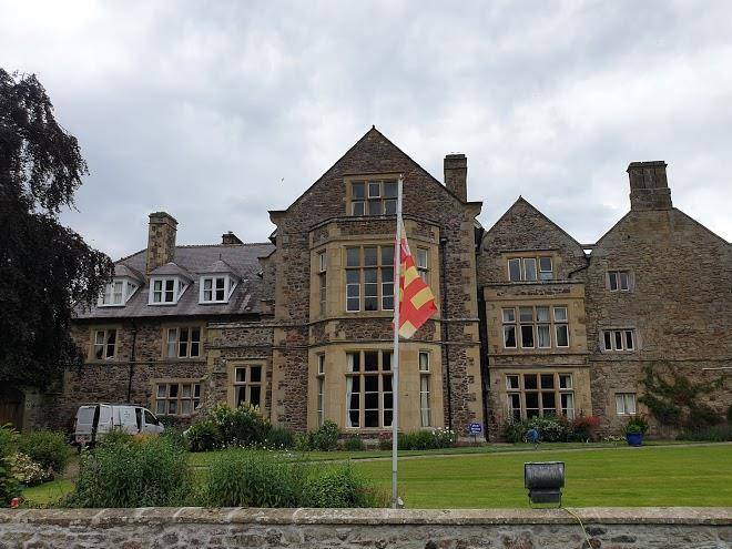 Clennell hall hotel