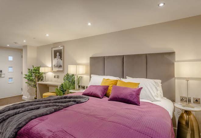 Heritage mews