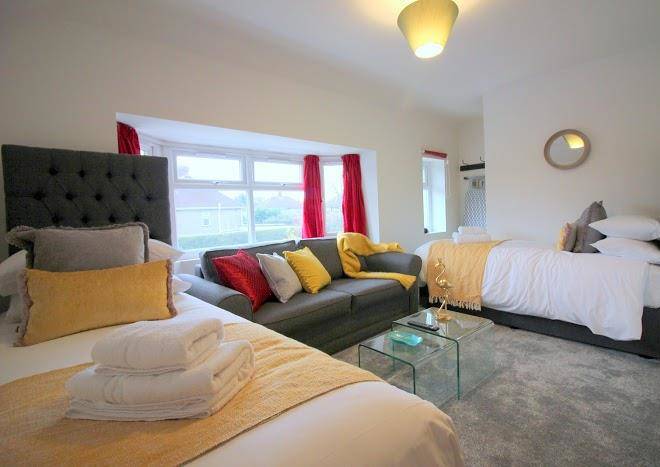 Book Direct With Us Image