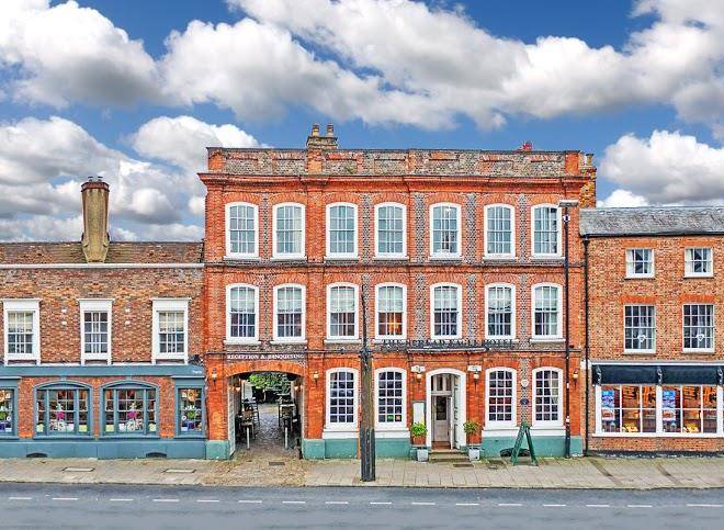 Spread eagle hotel