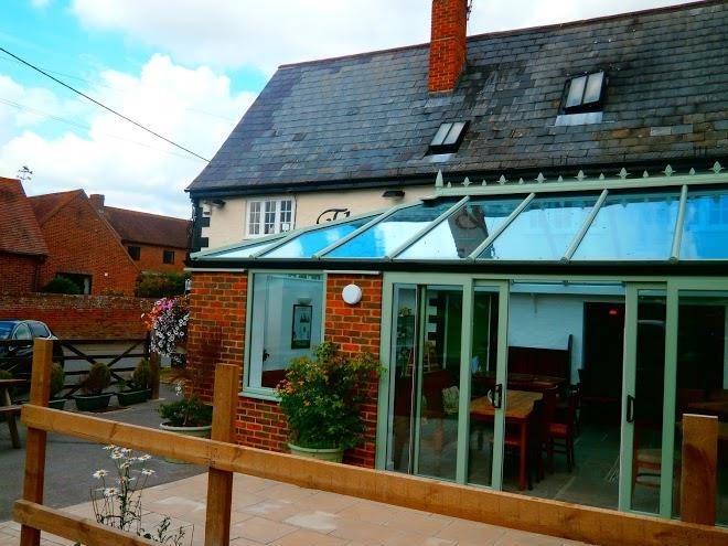 The fox & hounds
