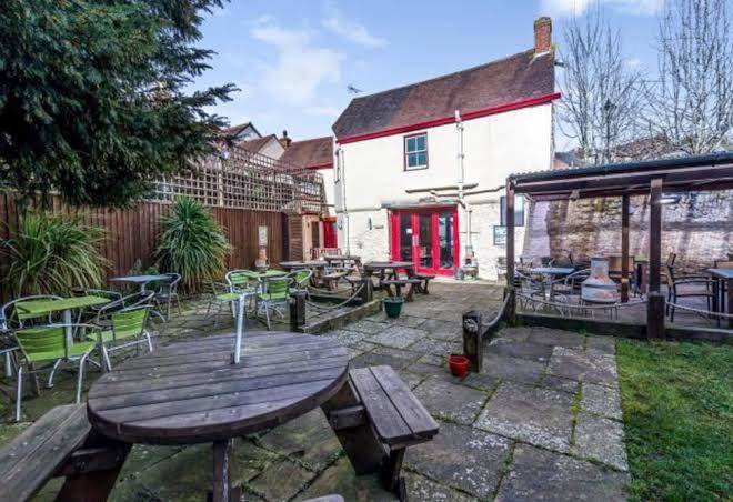 The red lion faringdon