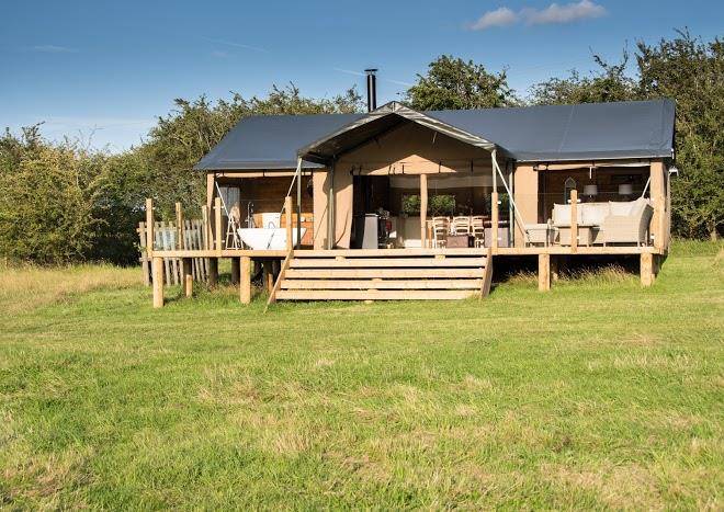 The nest glamping