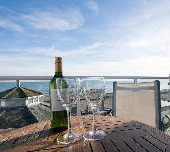 Fjb sandbanks hotel