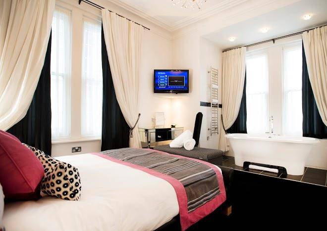 The clarence boutique hotel