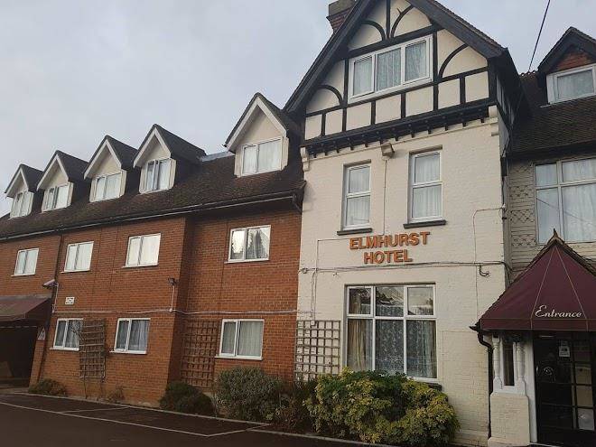 Elmhurst hotel