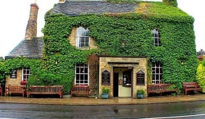 Rockingham Arms Image