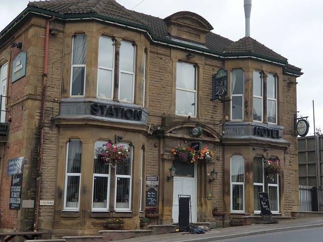 Station hotel
