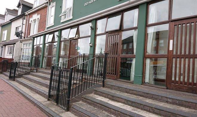 Bearwood Court Hotel Image