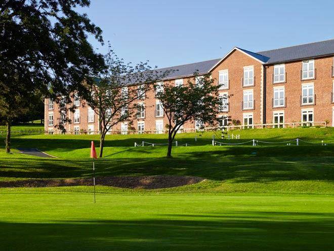 Macdonald hill valley hotel golf & spa