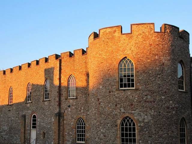 Royal Ashton Town Hotel Image