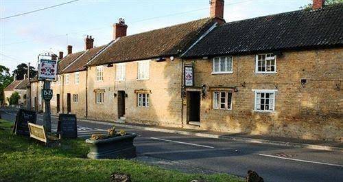 The manor arms