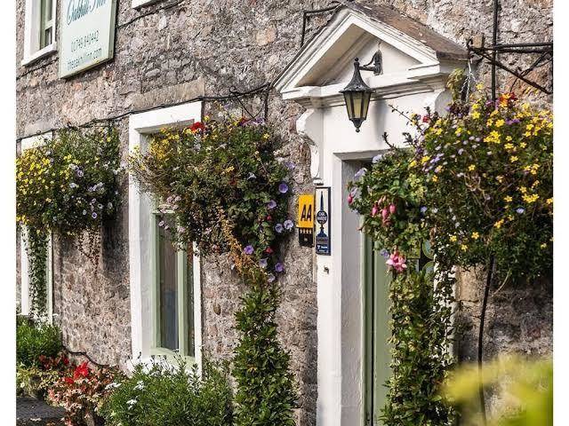 The oakhill inn