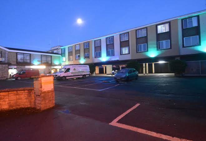 Wessex hotel