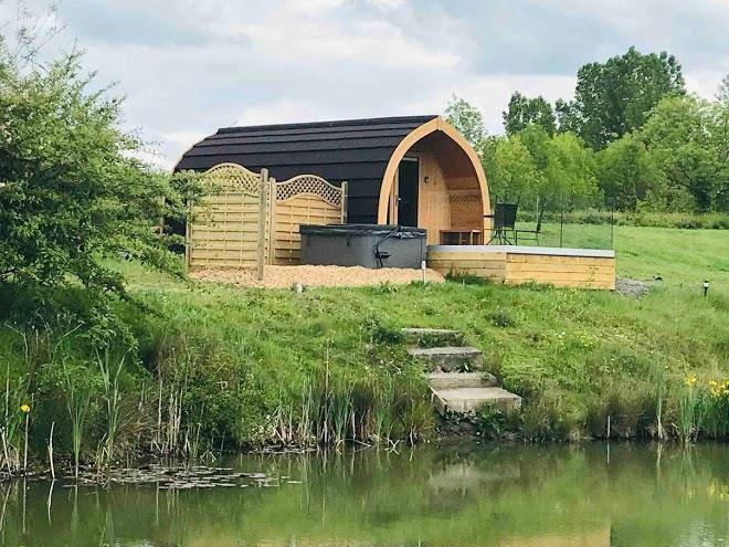 Ashlea lakeside retreat