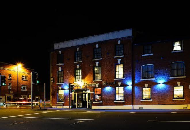 Three queens hotel & lodge